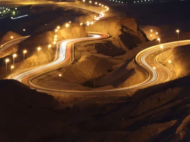 Private Jebel Jais Mountain Tour from Ras Al Khaimah in Ras Al-Khaimah — experience image 3 of 12