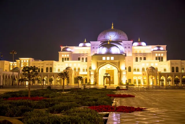 Qasr Al Watan Abu Dhabi Tickets: Palace & Gardens in Abu Dhabi — experience image 9 of 9