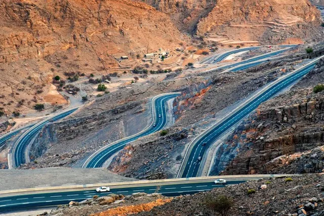 Private Jebel Jais Mountain Tour from Ras Al Khaimah in Ras Al-Khaimah — experience image 5 of 12