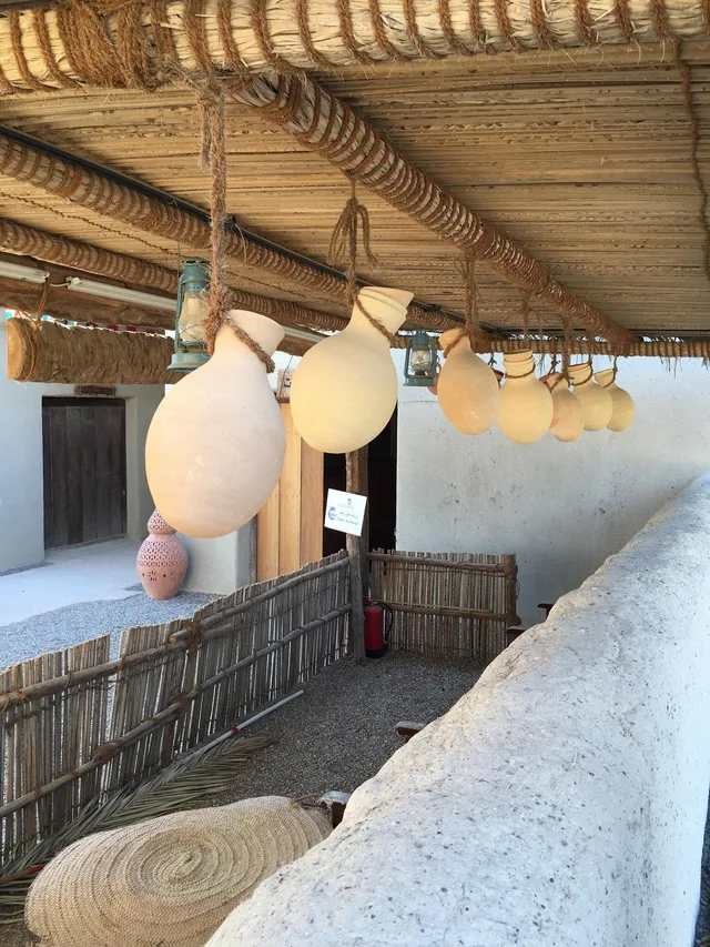 Hili Archaeology & Al Qattara Arts Centre: Private Al Ain Tour in Al Ain — experience image 13 of 22