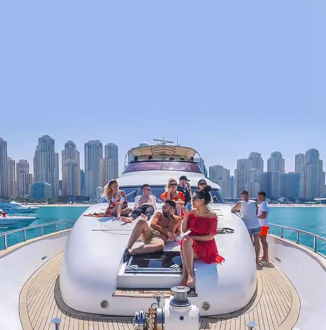 Dubai Marina Yacht Tour with Breakfast or BBQ Options in Dubai — experience image 3 of 17