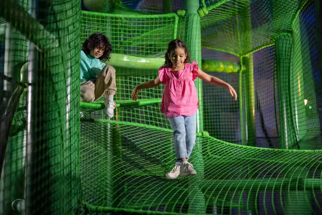 SeaWorld Abu Dhabi Tickets: Single-Day General Admission in Abu Dhabi — experience image 16 of 19