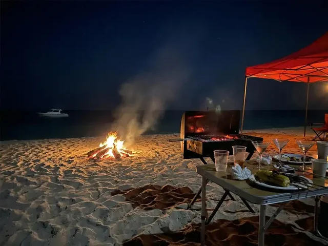Abu Dhabi Island Evening: Private Beach BBQ & Bonfire Request in Abu Dhabi — experience image 5 of 6