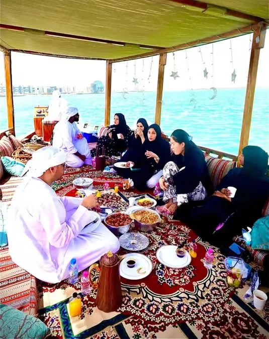 Abu Dhabi Pearl Heritage Experience with Oyster Opening in Abu Dhabi — experience image 11 of 15
