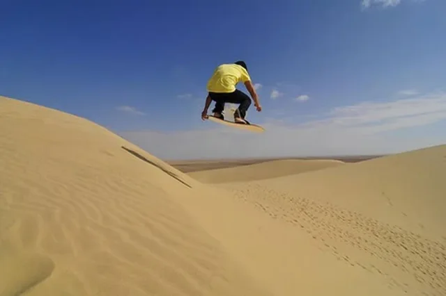 Doha Desert Safari with Quad Bike, Camel Ride & Inland Sea in Doha — experience image 4 of 15