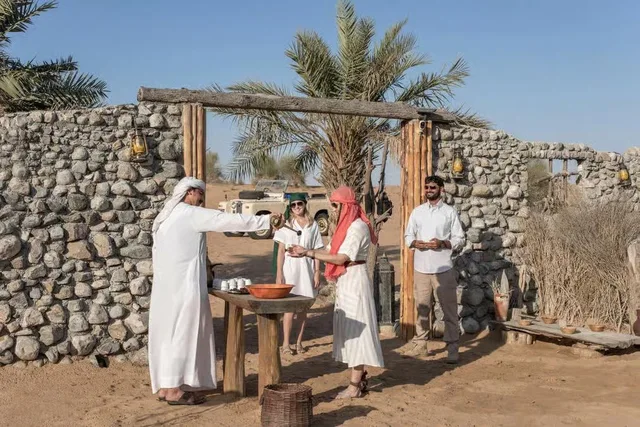 Dubai Heritage Desert Safari by Vintage Land Rover with Dinner in Dubai — experience image 4 of 26
