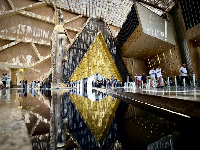 Cairo by Flight from Taba: Giza & Tahrir Museum in Taba — experience image 31 of 33