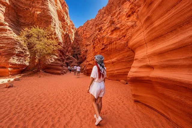 Coloured Canyon Jeep Safari from Taba with Lunch in Taba — experience image 2 of 20