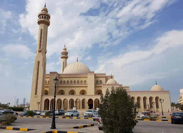Bahrain Cruise Shore Excursion: Fort, Souq & Group Rates in Manama — experience image 8 of 8