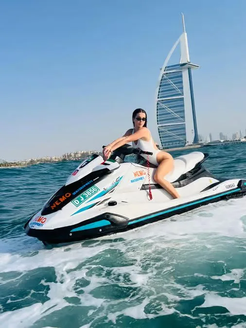 Dubai Jet Ski Tour: Burj Al Arab & Atlantis Route Options in Dubai — experience image 8 of 9