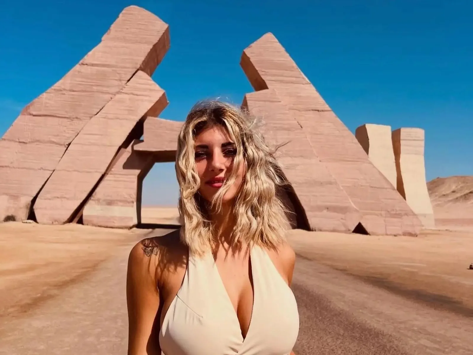 Ras Mohammed Bus Tour: Mangroves, Magic Lake & Reef experience in Sharm El Sheikh