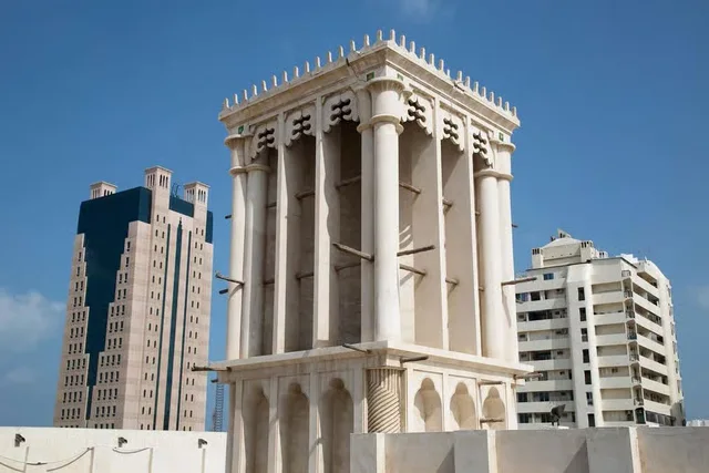 Heart of Sharjah Heritage Walking Tour: Museums & Old Souqs in Sharjah — experience image 5 of 15