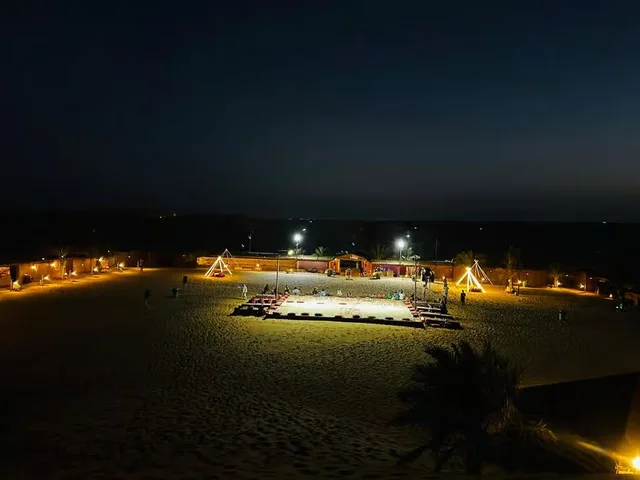 Abu Dhabi Private Desert Safari: Camel Ride & Sandboarding in Abu Dhabi — experience image 6 of 16