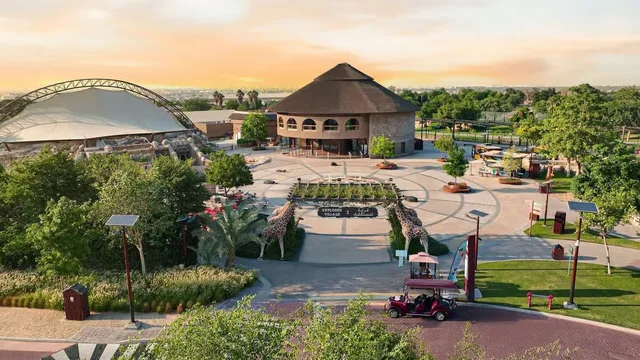 Dubai Safari Park Tickets: Park Pass & Explorer Safari Bundle in Dubai — experience image 9 of 16
