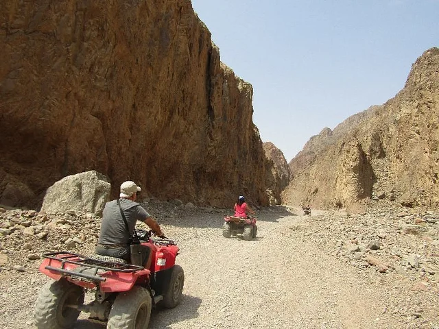 Taba Quad Bike Safari: Desert Tracks & Tea in Taba — experience image 12 of 22