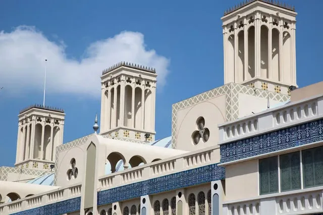 Heart of Sharjah Heritage Walking Tour: Museums & Old Souqs in Sharjah — experience image 14 of 15