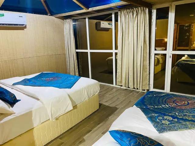 Bedouin Oasis Nature View Chalet Ras Al Khaimah Camping Stay in Ras Al-Khaimah — experience image 2 of 5