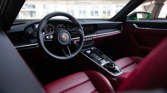 Porsche 911 Turbo S Rental Dubai: Self-Drive Daily Hire in Dubai — experience image 5 of 7