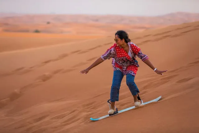 Abu Dhabi Morning Desert Safari with Quad Bike & Sandboarding in Abu Dhabi — experience image 5 of 16