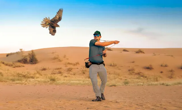 Dubai Heritage Desert Safari by Vintage Land Rover with Dinner in Dubai — experience image 2 of 26