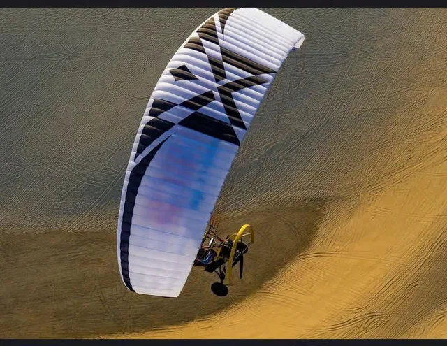 Sealine Paratrike Flight from Doha: 20–40 Minute Options in Doha — experience image 3 of 7