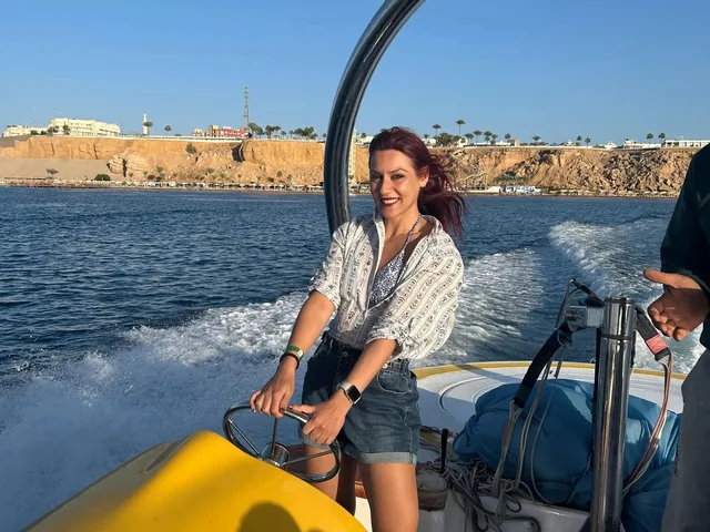 Sharm El Sheikh Parasailing Flight Experience in Sharm El Sheikh — experience image 5 of 6