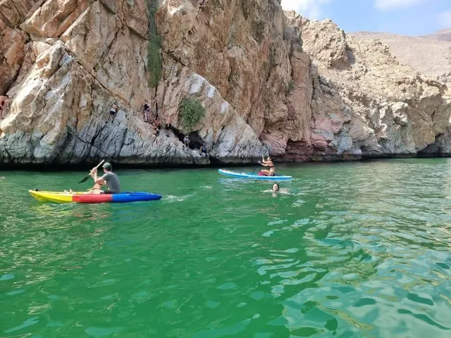 Musandam Khasab Dhow Cruise from Ras Al Khaimah with Lunch in Ras Al-Khaimah — experience image 2 of 18