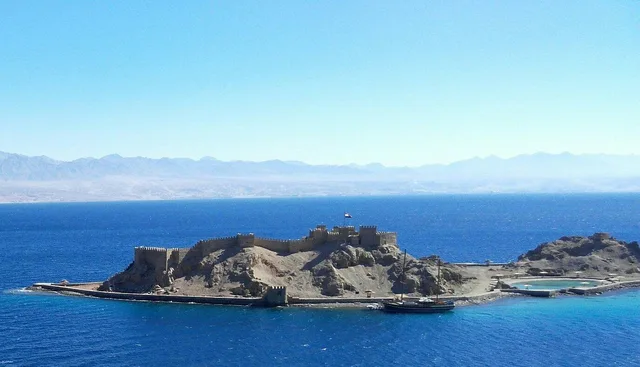 Pharaoh’s Island Snorkeling Tour from Taba with Lunch in Taba — experience image 9 of 17