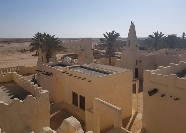 West Qatar Tour from Doha: Zekreet & Richard Serra in Doha — experience image 10 of 17