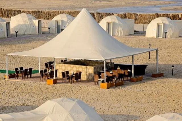 Doha Overnight Desert Safari with BBQ Dinner & Breakfast in Doha — experience image 17 of 20