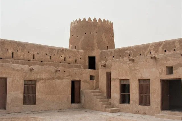 North Qatar Tour: Al Zubarah Fort, Mangroves & Al Khor in Doha — experience image 7 of 10