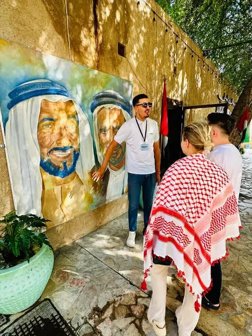 Old Dubai Walking Tour: Souks, Local Tastings & Abra Crossing in Dubai — experience image 12 of 19