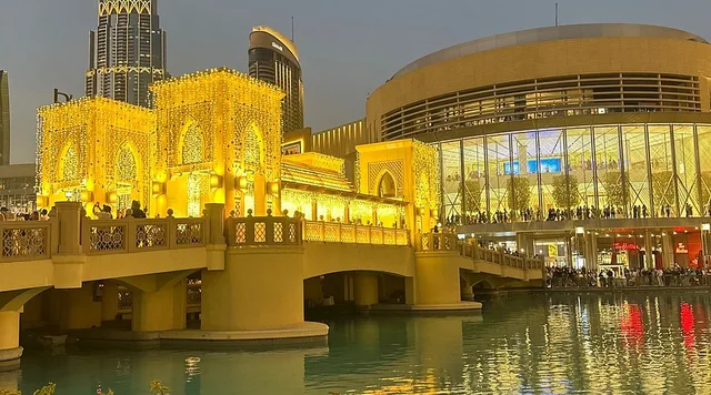 Private Dubai Shopping Tour with Global Village Tickets in Dubai — experience image 8 of 19