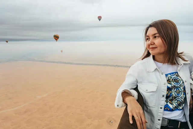 Dubai Sunrise Hot Air Balloon with Breakfast & Camel Ride in Dubai — experience image 18 of 18