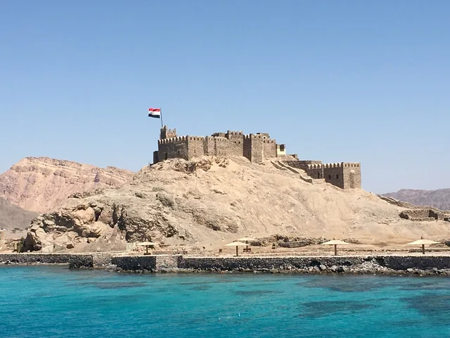 Pharaoh’s Island Snorkeling Tour from Taba with Lunch in Taba — experience image 3 of 17