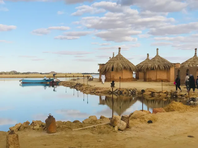 Private Siwa Oasis Day Tour: Salt Lakes & Heritage in Siwa — experience image 4 of 77