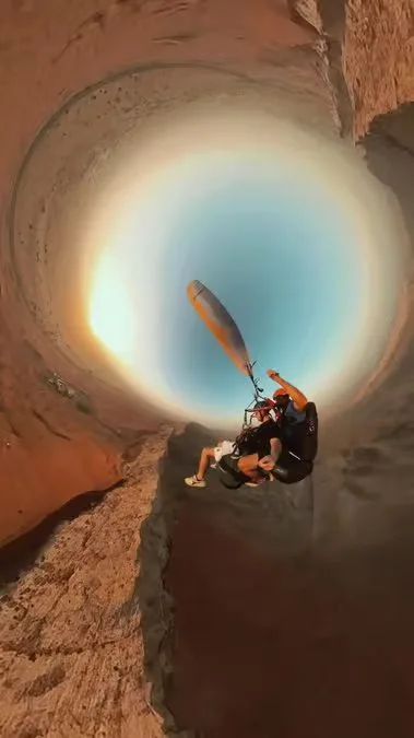 Sharjah Tandem Paragliding Experience with a Pilot in Sharjah — experience image 9 of 9