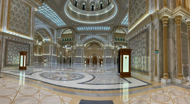 Qasr Al Watan Abu Dhabi Tickets: Palace & Gardens in Abu Dhabi — experience image 6 of 9