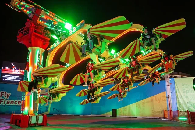 Global Village Dubai Tickets with Hotel Transfers in Dubai — experience image 17 of 19