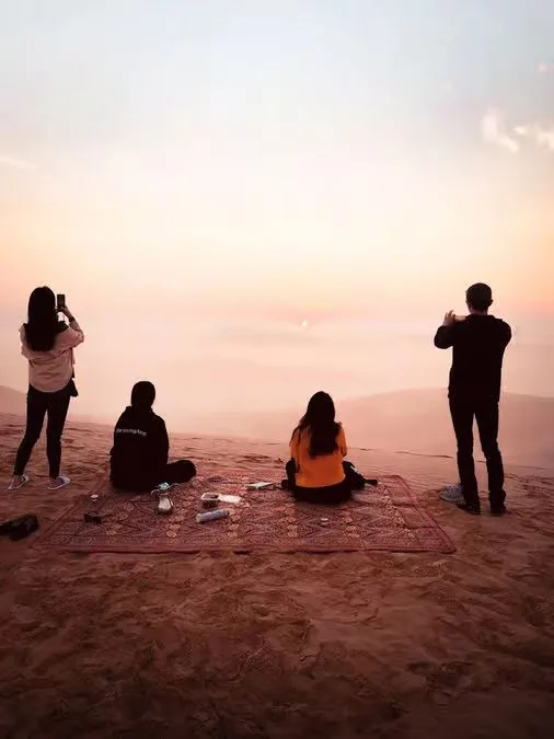 Abu Dhabi Sunrise Desert Safari: Early-Morning Dune Drive in Abu Dhabi — experience image 9 of 9