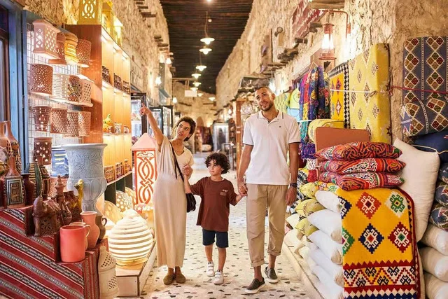 Doha City Tour: Souq Waqif, Katara, The Pearl & Corniche in Doha — experience image 2 of 14