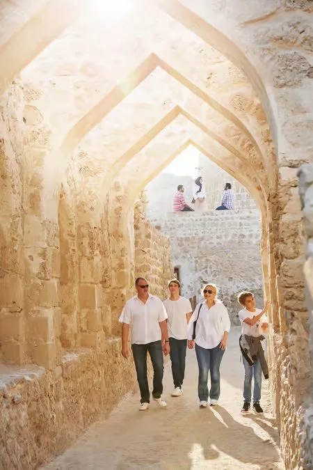 Bahrain Heritage Tour: National Museum, Fort & Al Jasra in Manama — experience image 3 of 7