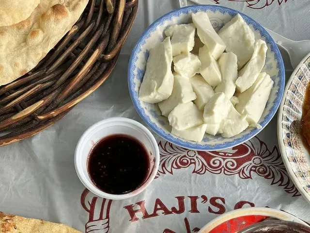 Manama Souq Food Tour: Bahraini Tastings & Guided Walk in Manama — experience image 11 of 11