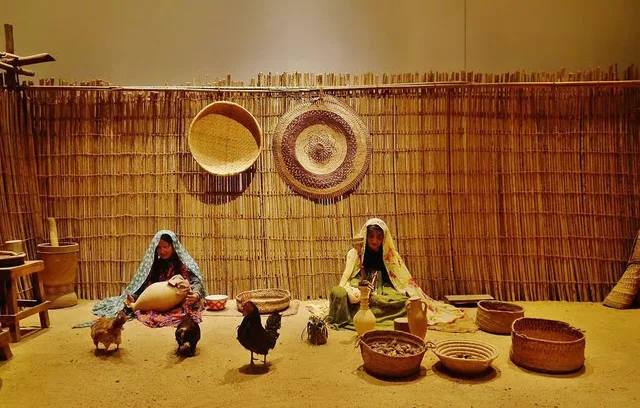 Bahrain Heritage Tour: National Museum, Fort & Al Jasra in Manama — experience image 7 of 7