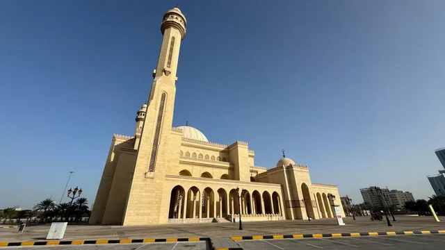 Bahrain Cruise Bus Tour: Fort & Manama Souq at Your Pace in Manama — experience image 10 of 15