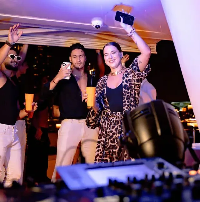 Dubai Marina Yacht Party: Four Hours, BBQ, Open Bar & Live DJ in Dubai — experience image 5 of 21