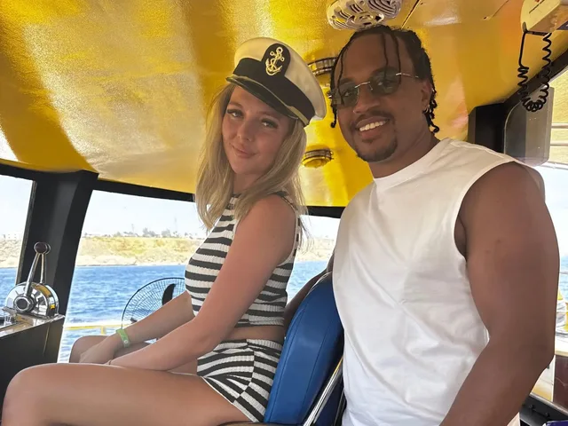 Sharm Sea Scope Semi-Submarine Reef Viewing Tour in Sharm El Sheikh — experience image 10 of 11