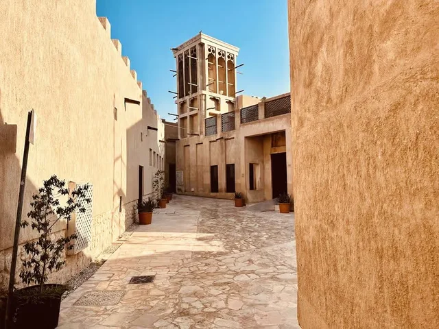 Old Dubai Walking Tour: Souks, Local Tastings & Abra Crossing in Dubai — experience image 11 of 19