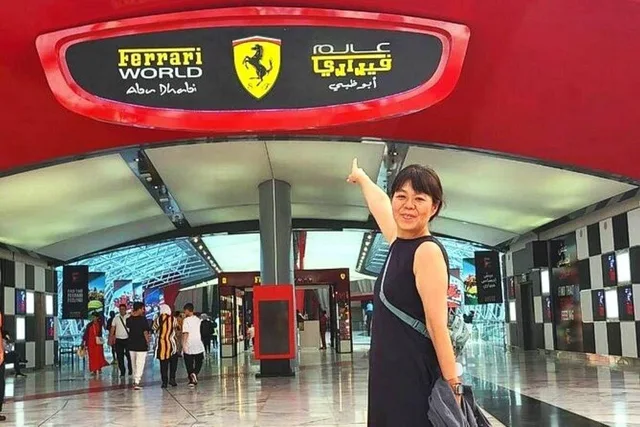 Abu Dhabi Private City Tour from Sharjah: Grand Mosque & Corniche in Sharjah — experience image 17 of 30