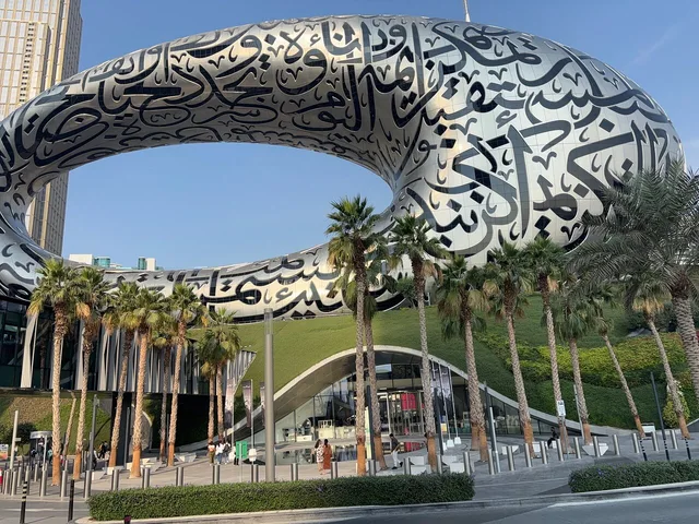 Big Bus Dubai Hop-On Hop-Off: 24-Hour, 48-Hour & 5-Day Tickets in Dubai — experience image 4 of 13